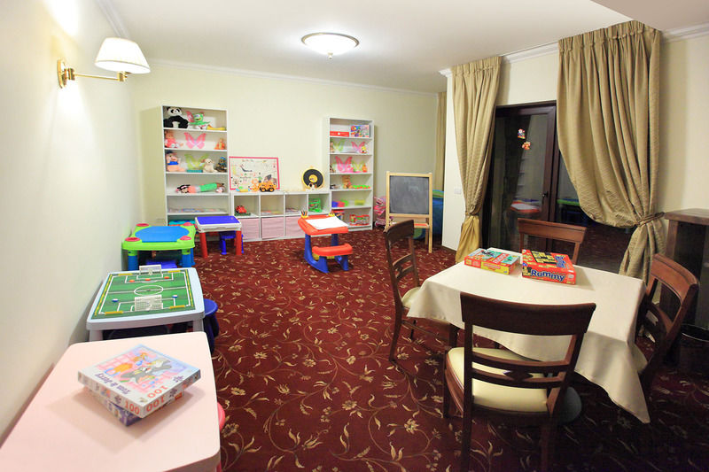 Hotel Boutique Belvedere Sinaia Buitenkant foto