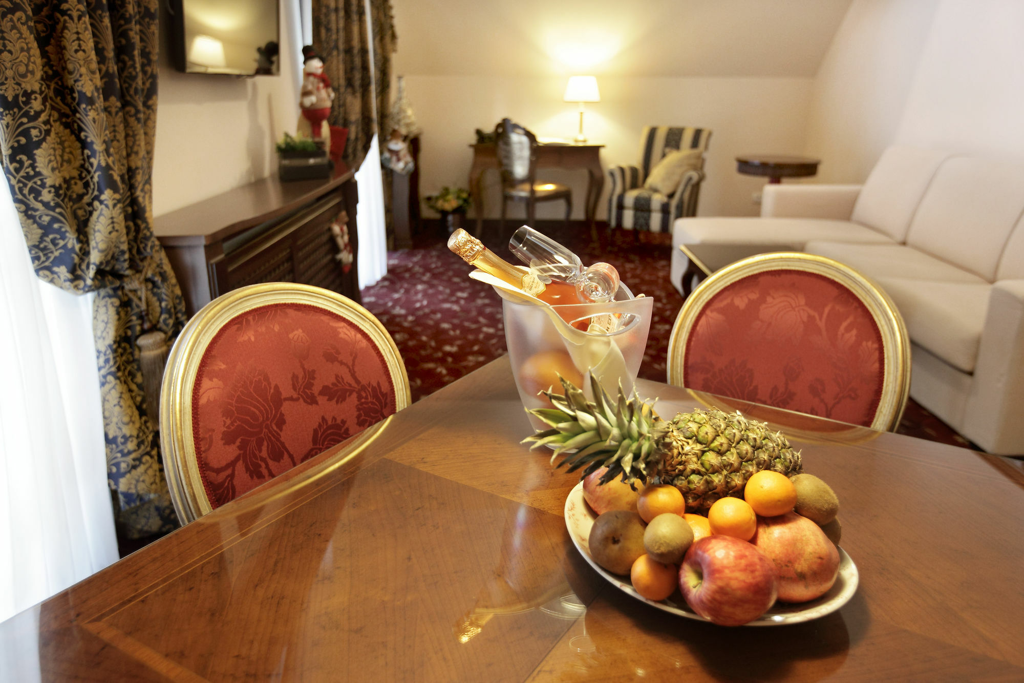 Hotel Boutique Belvedere Sinaia Buitenkant foto